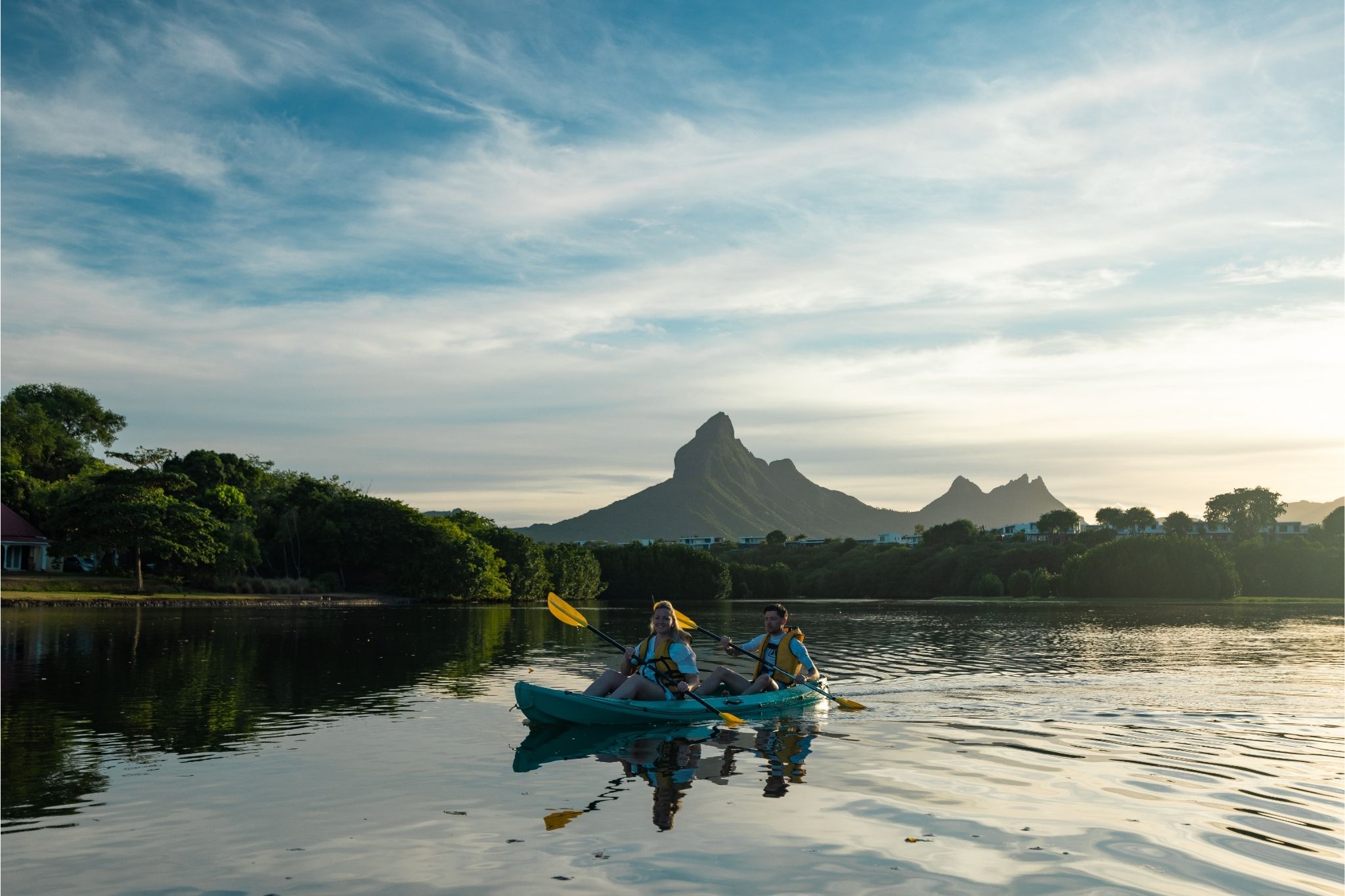 Kayak at Sunrise on the Tamarin River - Image 6