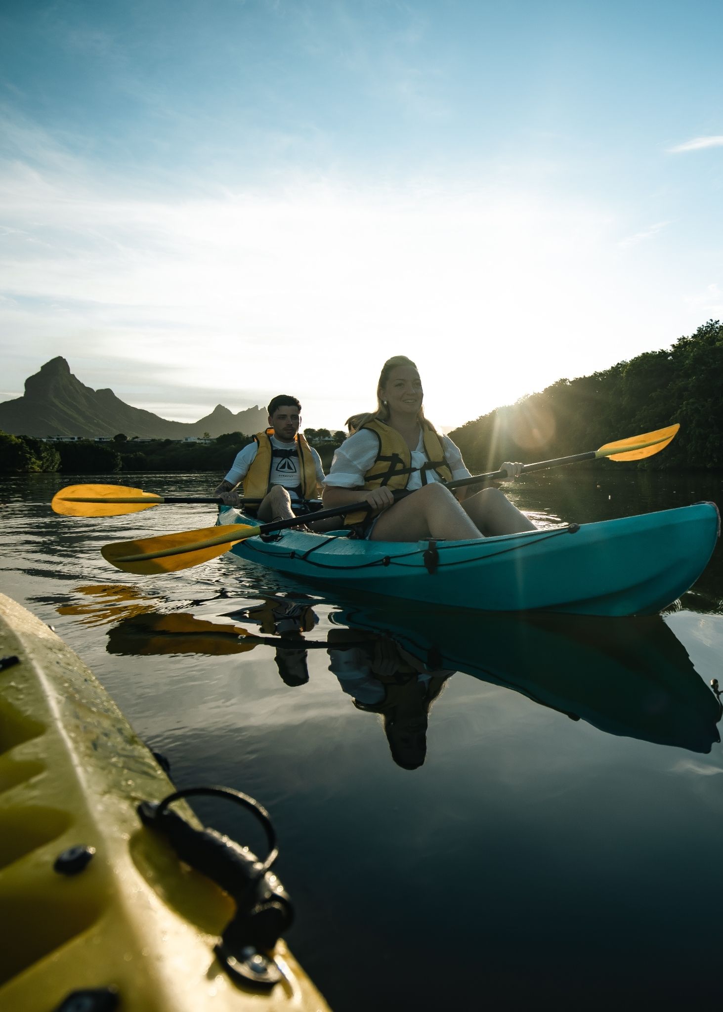 Kayak at Sunrise on the Tamarin River - Image 5