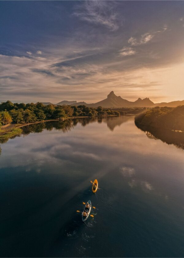Kayak at Sunrise on the Tamarin River - Image 3