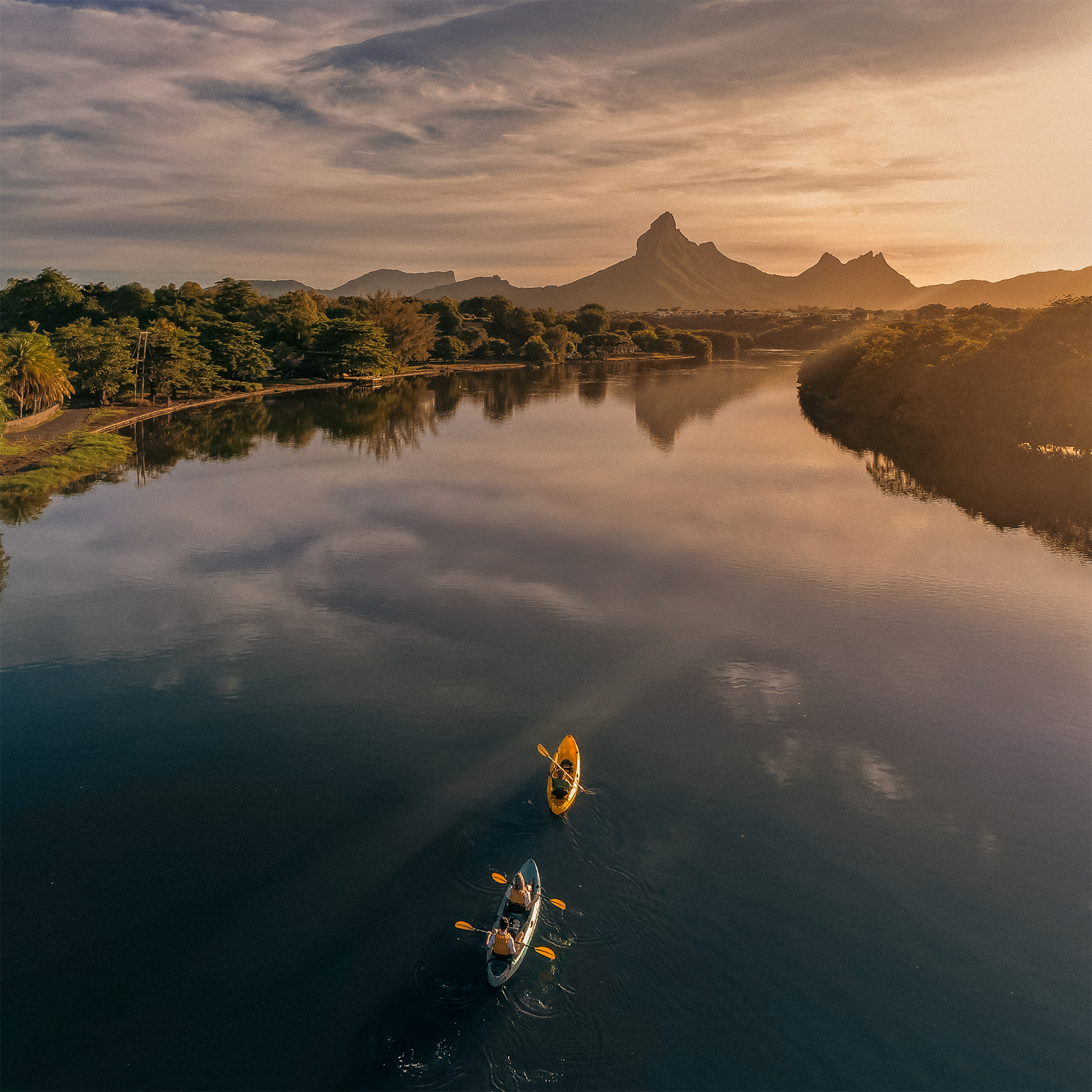 Kayak at Sunrise on the Tamarin River - Image 1