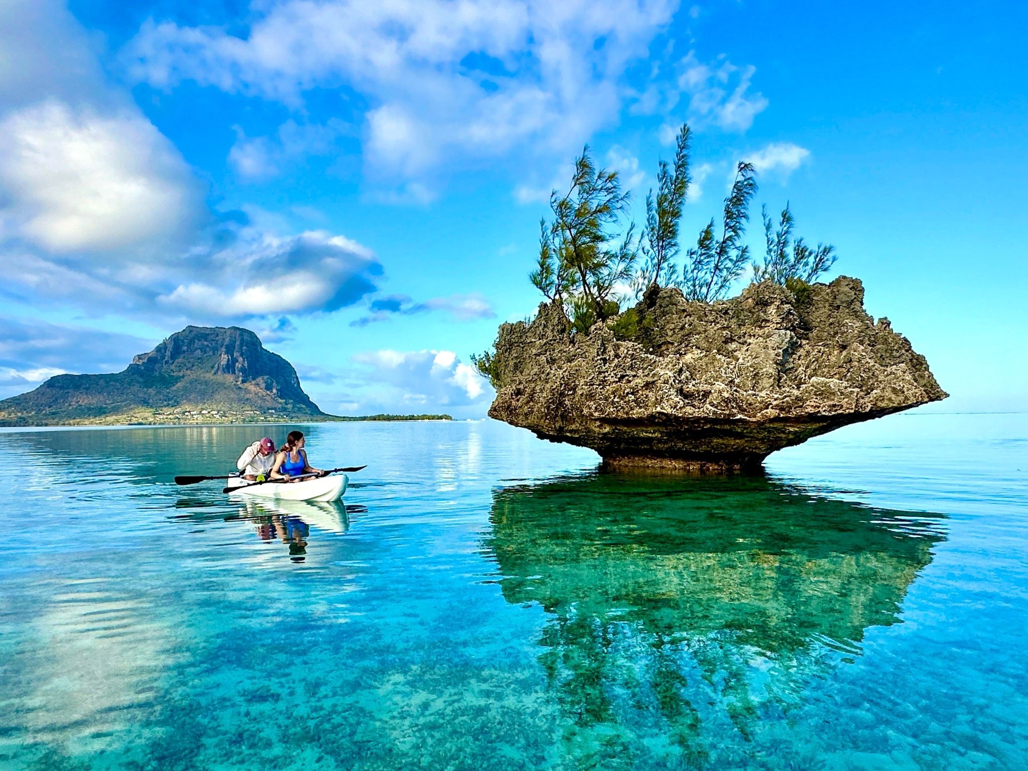 Kayak to the Crystal Rock & Benitiers Island - Image 11